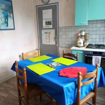 La Petite Maison Bleue